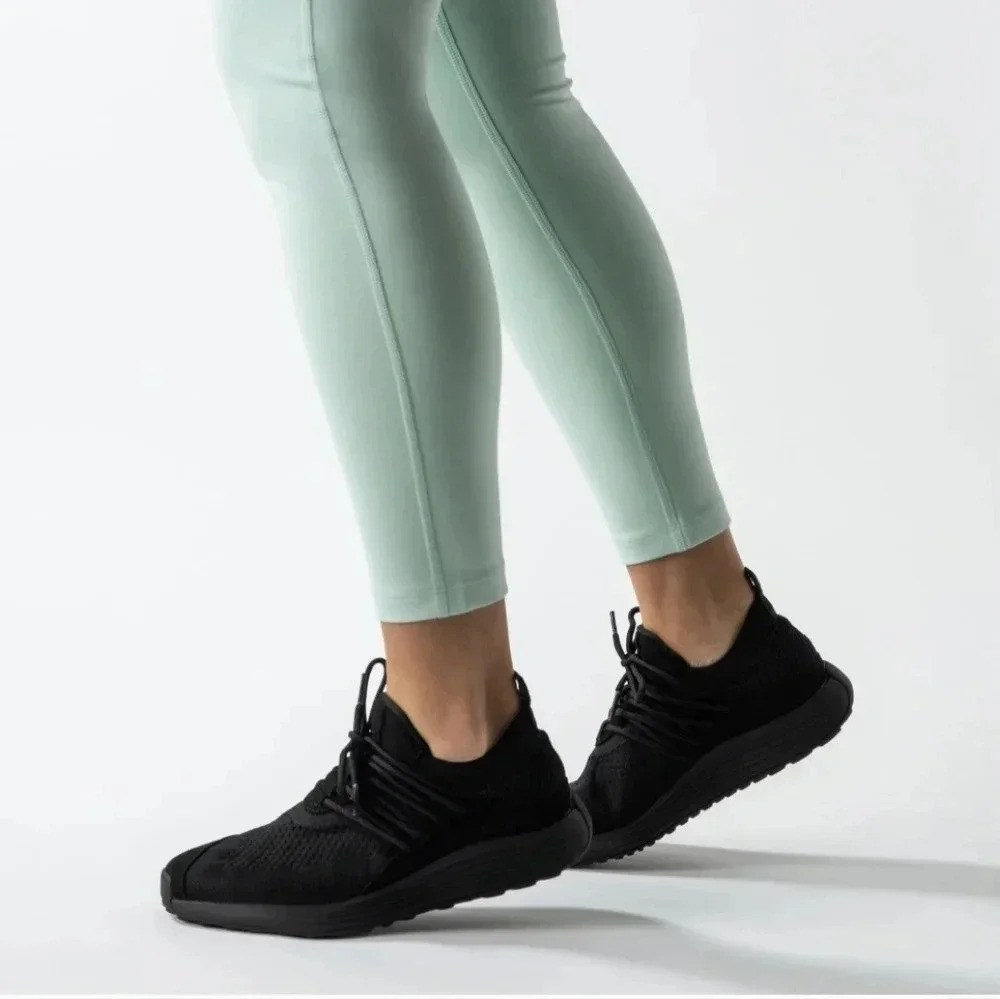 Lane Eight Carbon Black Trainer AD 1 Sz 10